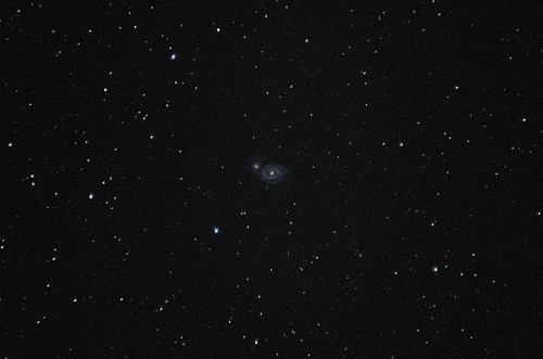 Messier 51 - Pyörregalaksi Nikon D5100, 200mm/f2.8, ISO3200, pinottu 91 x 2s